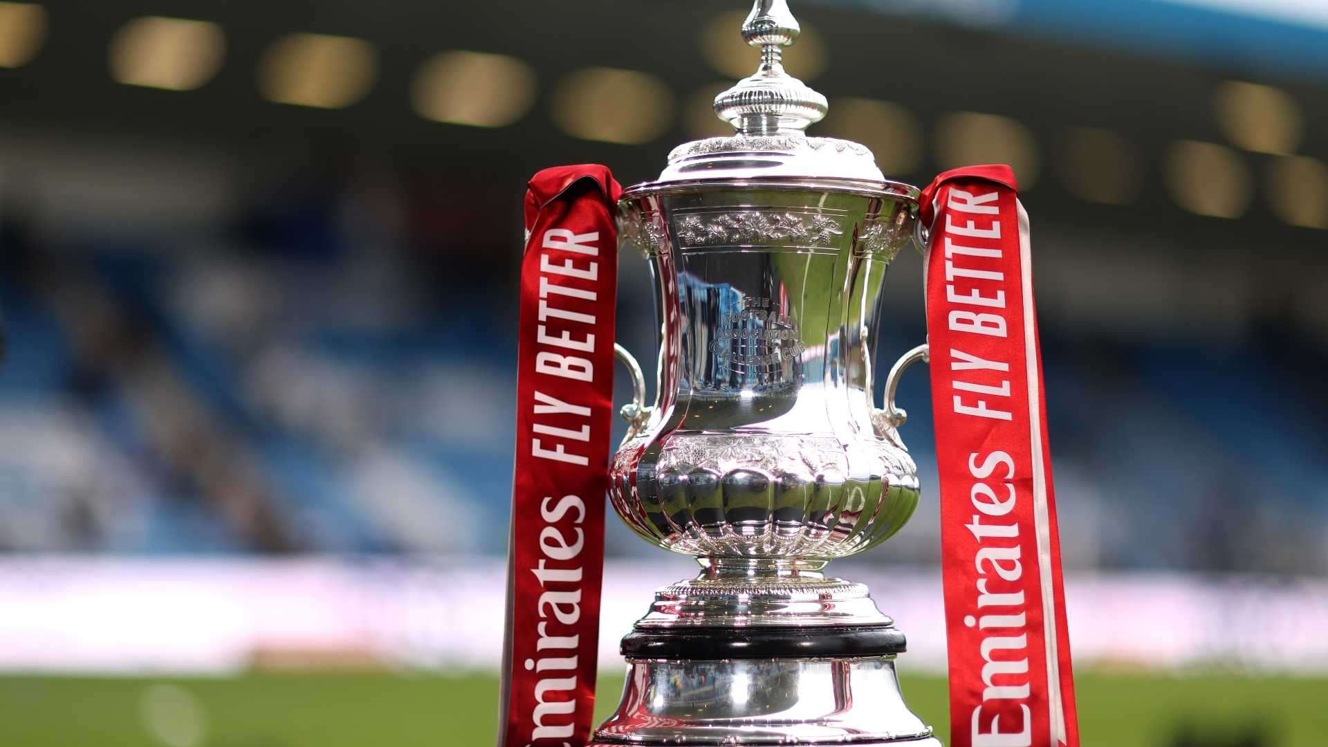 并加强青训 并加强青训